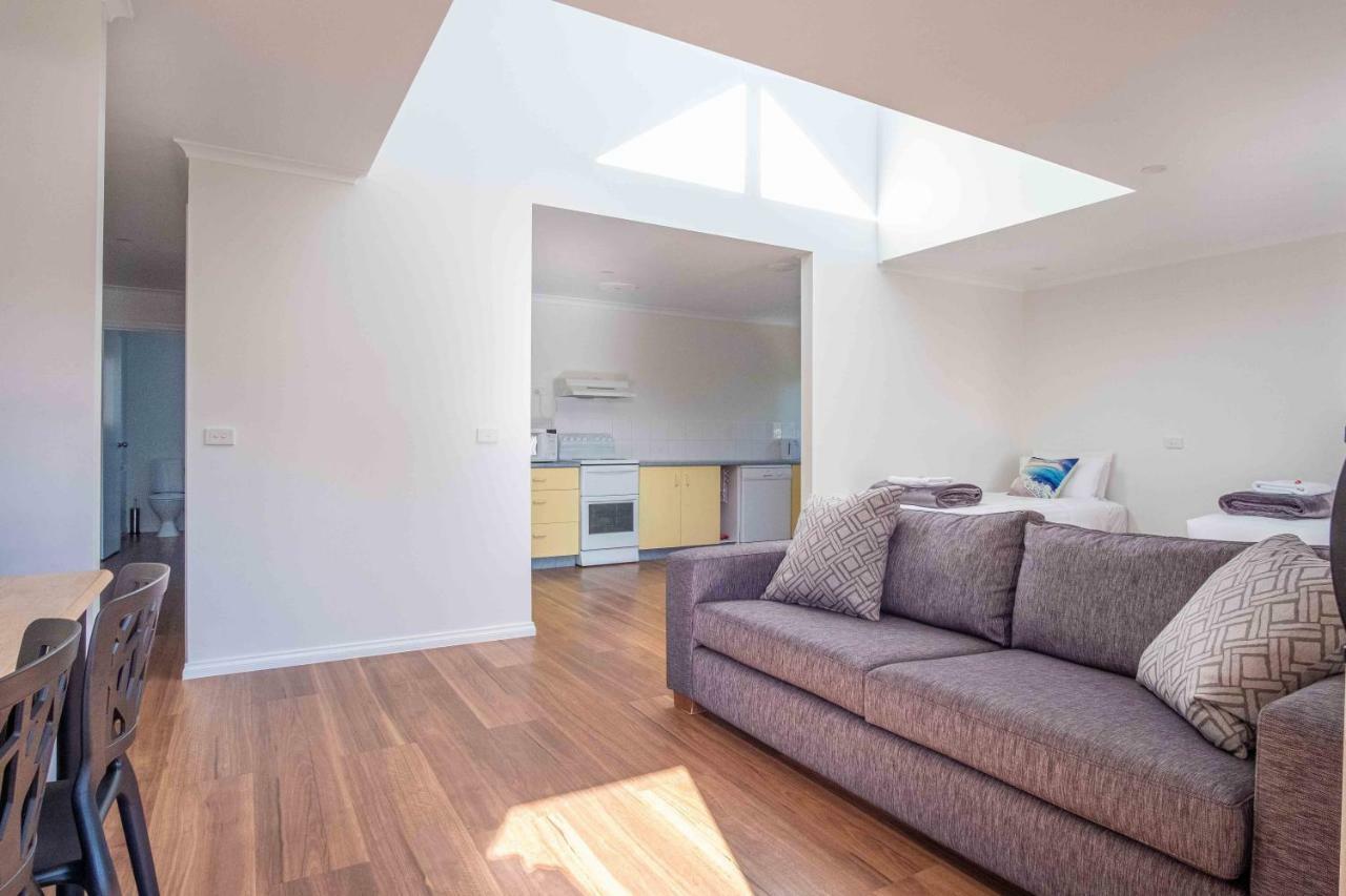 Phillip Island Off-Track Accommodation Cowes Exteriör bild