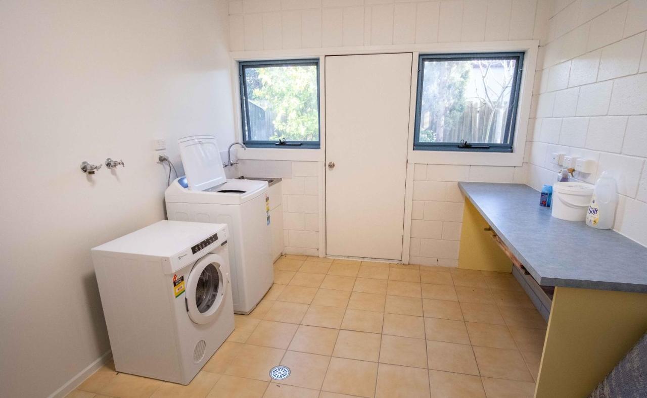 Phillip Island Off-Track Accommodation Cowes Exteriör bild