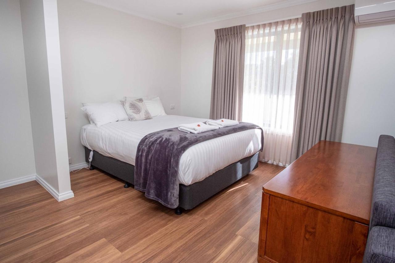 Phillip Island Off-Track Accommodation Cowes Exteriör bild